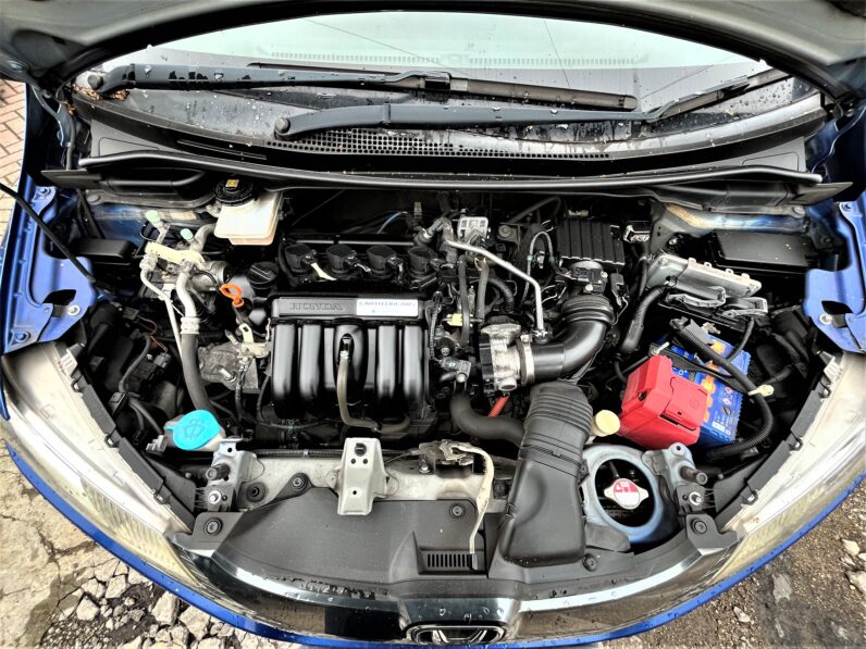2014 Honda Fit Hybrid, LW14OGB