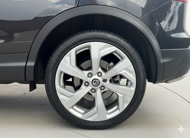 Nissan Qashqai 1.2 DIG-T Tekna Euro 6 (s/s) 5dr BJ68VYF