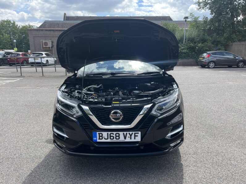 Nissan Qashqai 1.2 DIG-T Tekna Euro 6 (s/s) 5dr BJ68VYF