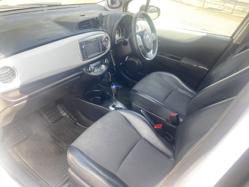 Toyota Yaris 1.5 VVT-h T Spirit CVT Euro 5 5dr YF62VRL