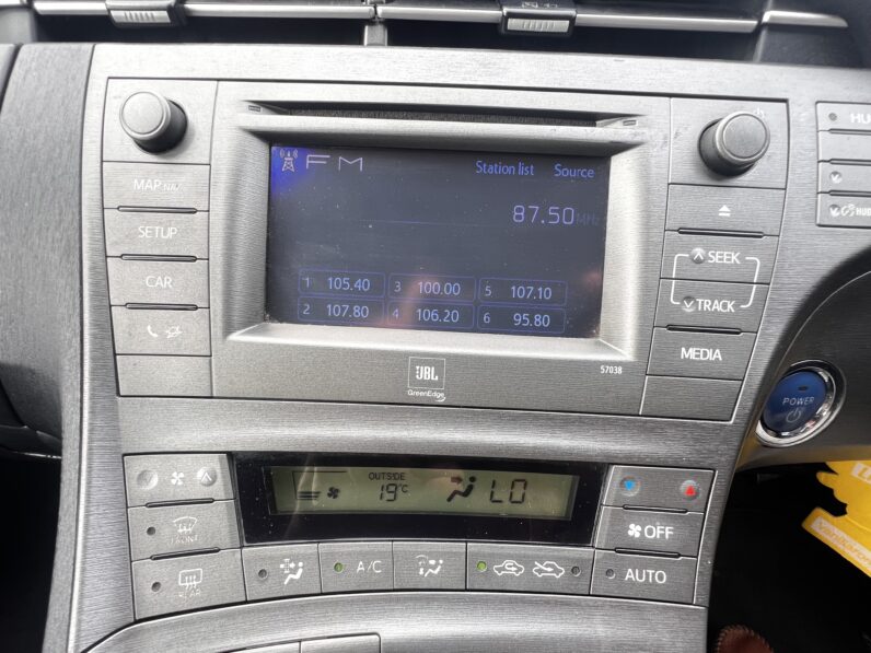 Toyota Prius 1.8 VVT-h T Spirit CVT Euro 5 (s/s) 5dr, HJ64OEU