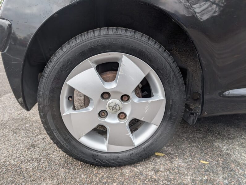 Toyota AYGO 1.0 VVT-i Black MultiMode Euro 4 3dr (AC), LD10TZB
