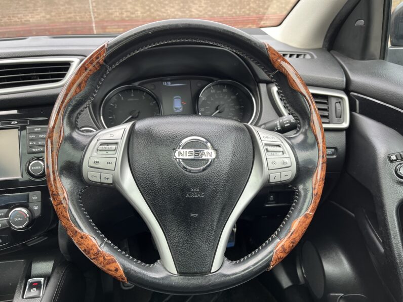 Nissan Qashqai 1.6 DIG-T Tekna 2WD Euro 6 (s/s) 5dr, EJ15MZN