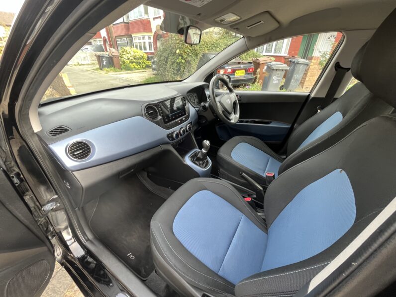Hyundai i10 1.0 SE Hatchback 5dr Petrol Manual Euro 5 (66 ps), LM14RKJ