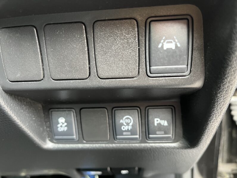 Nissan Qashqai 1.6 DIG-T Tekna 2WD Euro 6 (s/s) 5dr, EJ15MZN