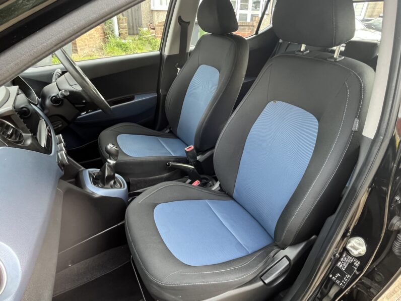 Hyundai i10 1.0 SE Hatchback 5dr Petrol Manual Euro 5 (66 ps), LM14RKJ