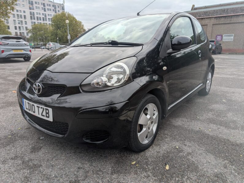 Toyota AYGO 1.0 VVT-i Black MultiMode Euro 4 3dr (AC), LD10TZB