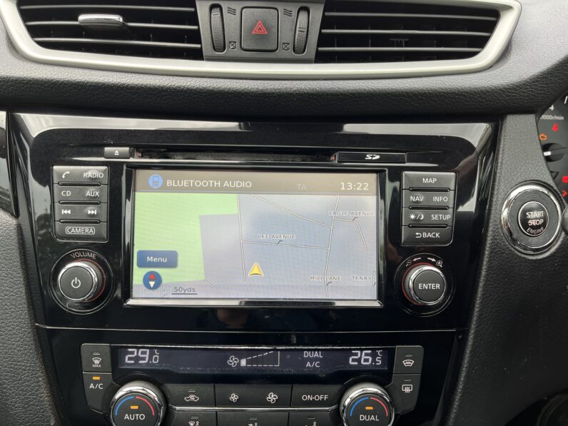 Nissan Qashqai 1.6 DIG-T Tekna 2WD Euro 6 (s/s) 5dr, EJ15MZN