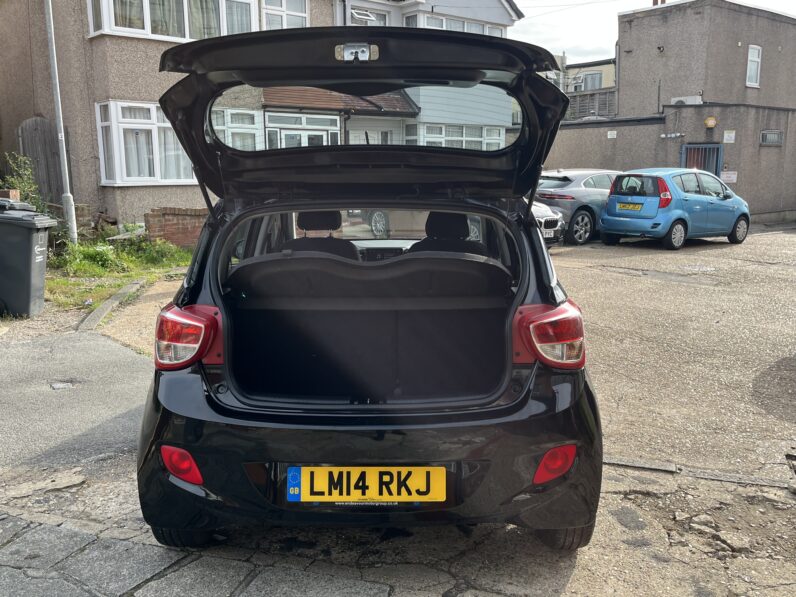 Hyundai i10 1.0 SE Hatchback 5dr Petrol Manual Euro 5 (66 ps), LM14RKJ