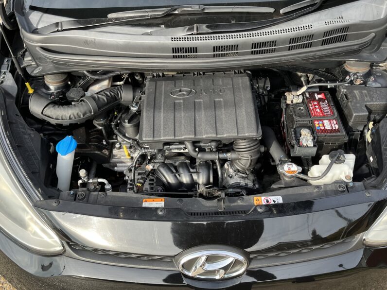 Hyundai i10 1.0 SE Hatchback 5dr Petrol Manual Euro 5 (66 ps), LM14RKJ