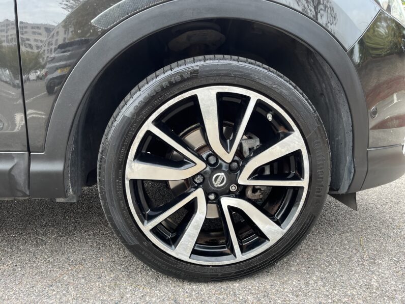 Nissan Qashqai 1.6 DIG-T Tekna 2WD Euro 6 (s/s) 5dr, EJ15MZN