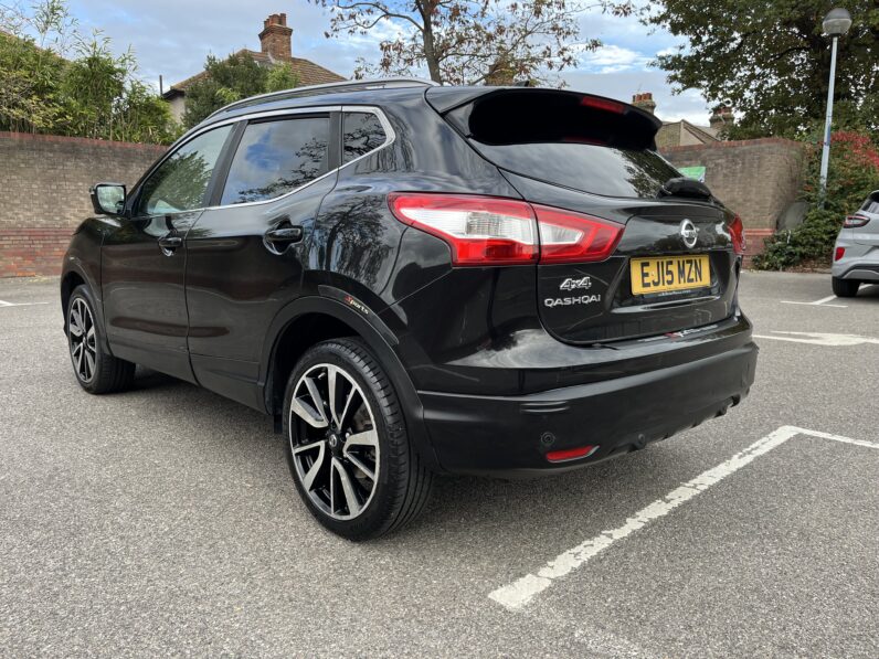 Nissan Qashqai 1.6 DIG-T Tekna 2WD Euro 6 (s/s) 5dr, EJ15MZN