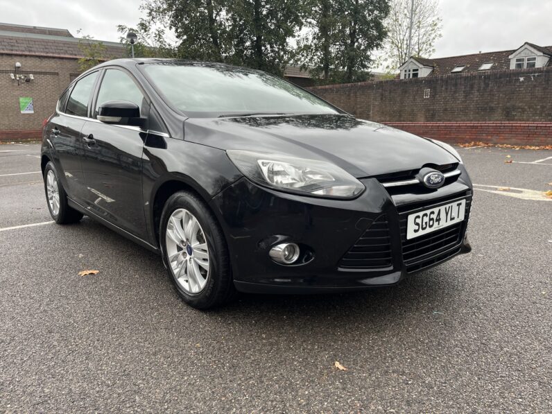 Ford Focus 1.6 Titanium Navigator Powershift Euro 5 5dr, SG64YLT