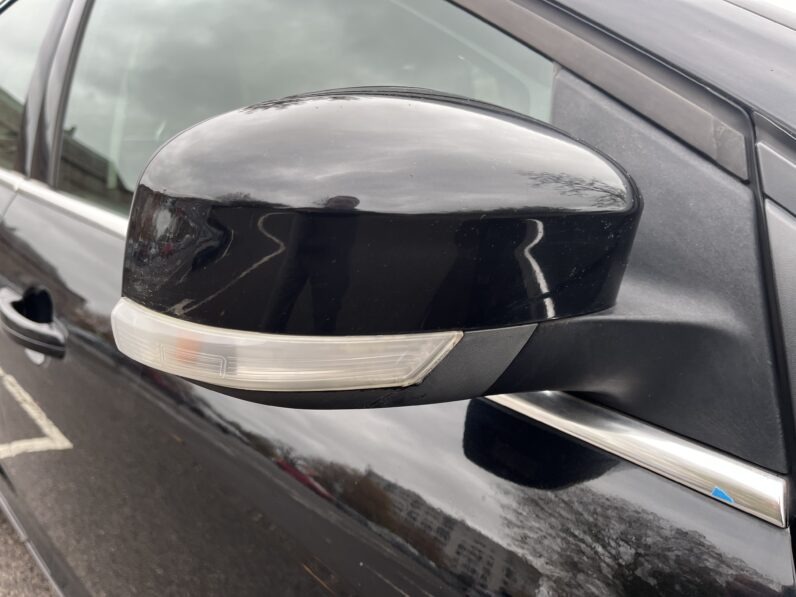 Ford Focus 1.6 Titanium Navigator Powershift Euro 5 5dr, SG64YLT