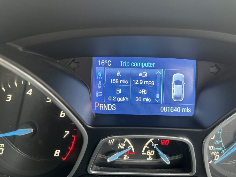 Ford Focus 1.6 Titanium Navigator Powershift Euro 5 5dr, SG64YLT