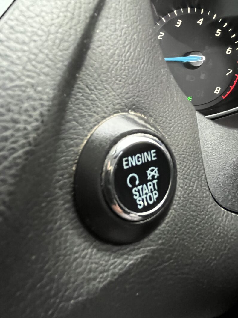 Ford Focus 1.6 Titanium Navigator Powershift Euro 5 5dr, SG64YLT