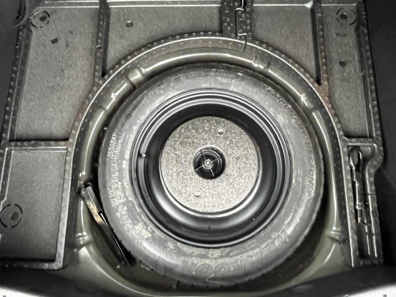 Ford Focus 1.6 Titanium Navigator Powershift Euro 5 5dr, SG64YLT