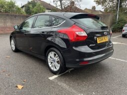 Ford Focus 1.6 Titanium Navigator Powershift Euro 5 5dr, SG64YLT