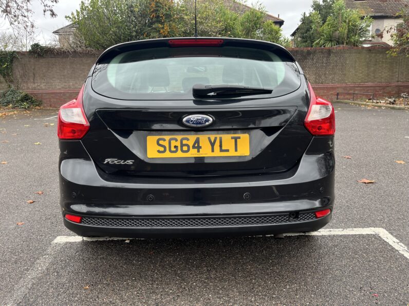 Ford Focus 1.6 Titanium Navigator Powershift Euro 5 5dr, SG64YLT